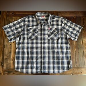 WRANGLER • Men’s 3XL blue plaid checkered button up western short sleeve shirt